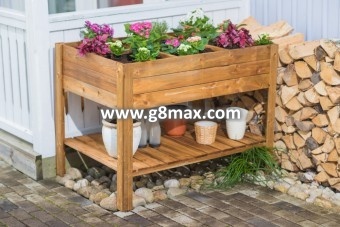Six section vegetable bed